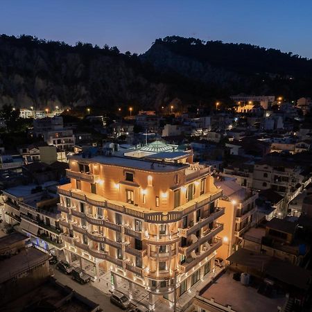 Exanimo Luxury Apartments Закинтос Екстериор снимка